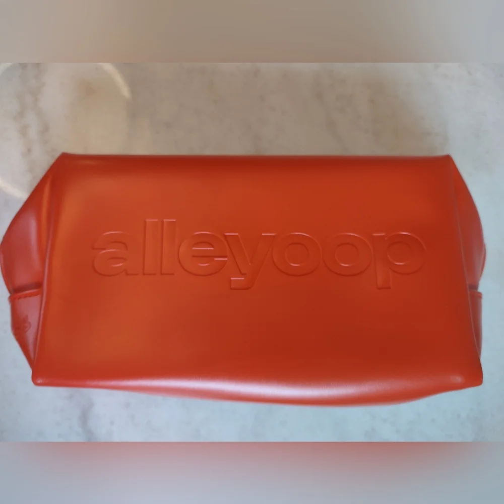 NWT Alleyoop Orange Cushioned Zippered Makeup Bag